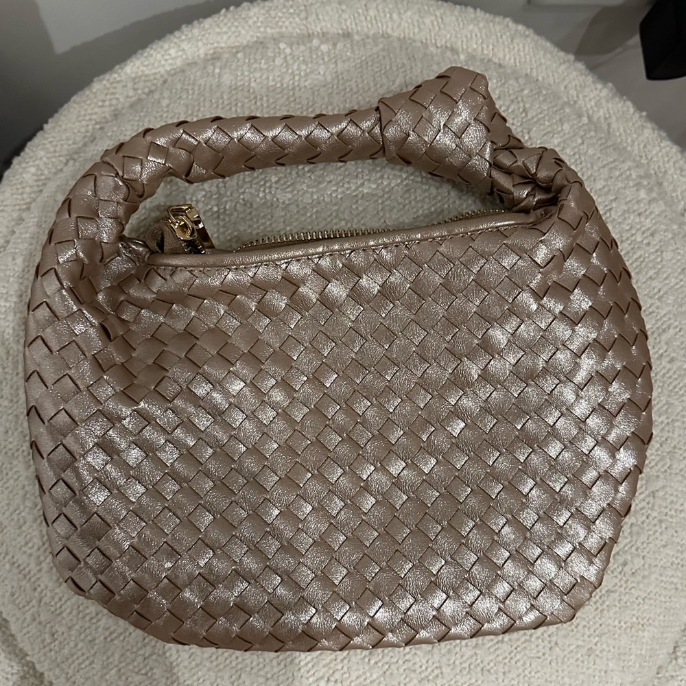 Melie Bianco Brigitte satchel
